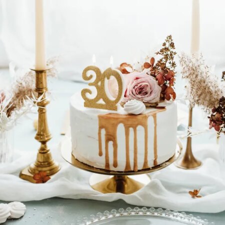 ŚWIECZKA LICZBA 30, ZŁOTA
