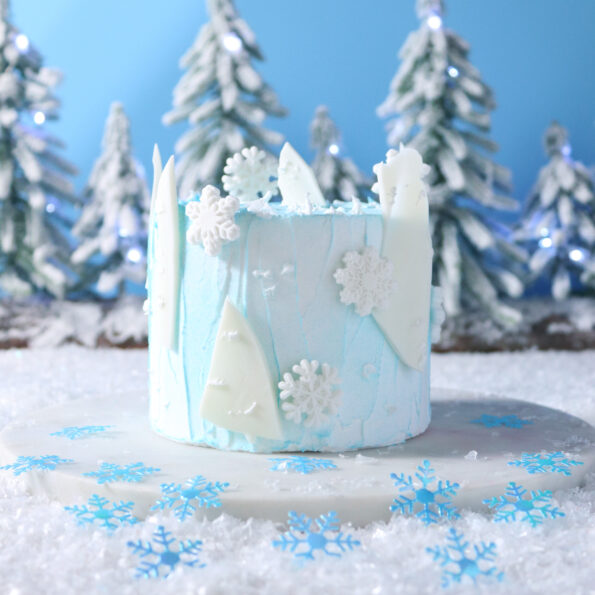 DEKORACJE CUKROWE PLATKI ŚNIEGU 12szt
